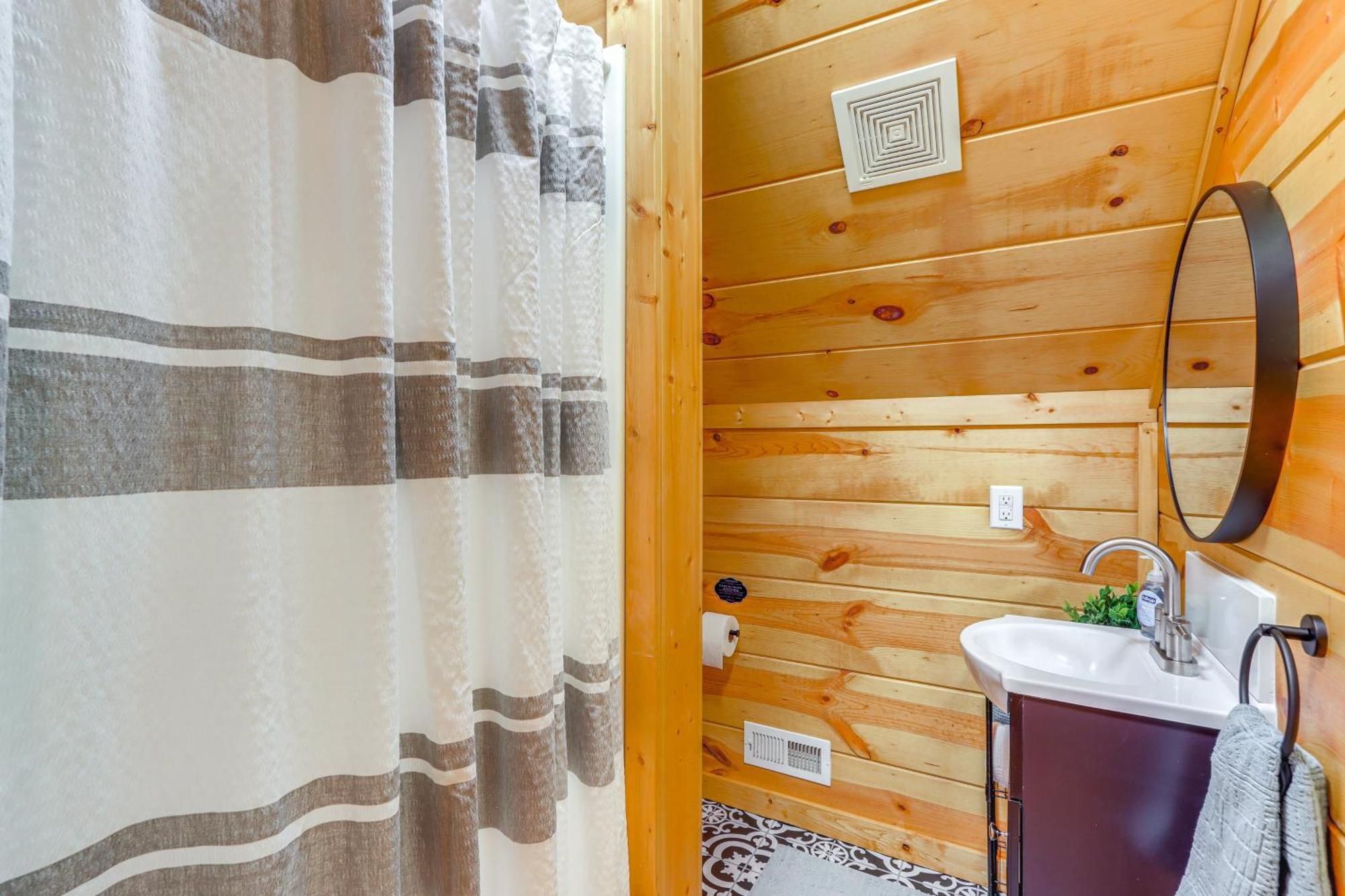 Lakeside Cabin Game Room, Dock, Orchard, Wineries Ellijay Eksteriør bilde